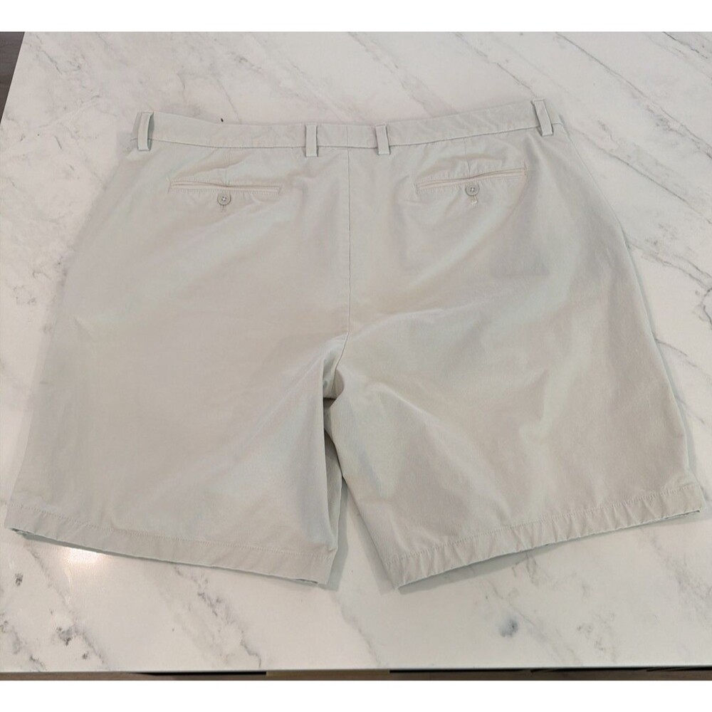 2 pairs Vineyard Vines On The Go OTG Performance Shorts Men 42 Chino Golf - Picture 7 of 8
